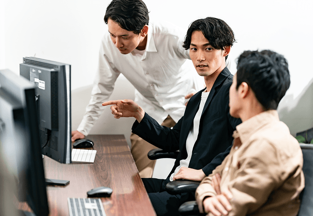 開発サービスのイメージ - システム開発風景